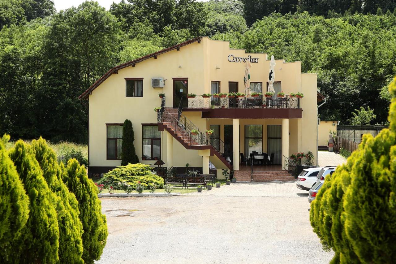 Pensiunea Cavaler - B&B Baile Felix