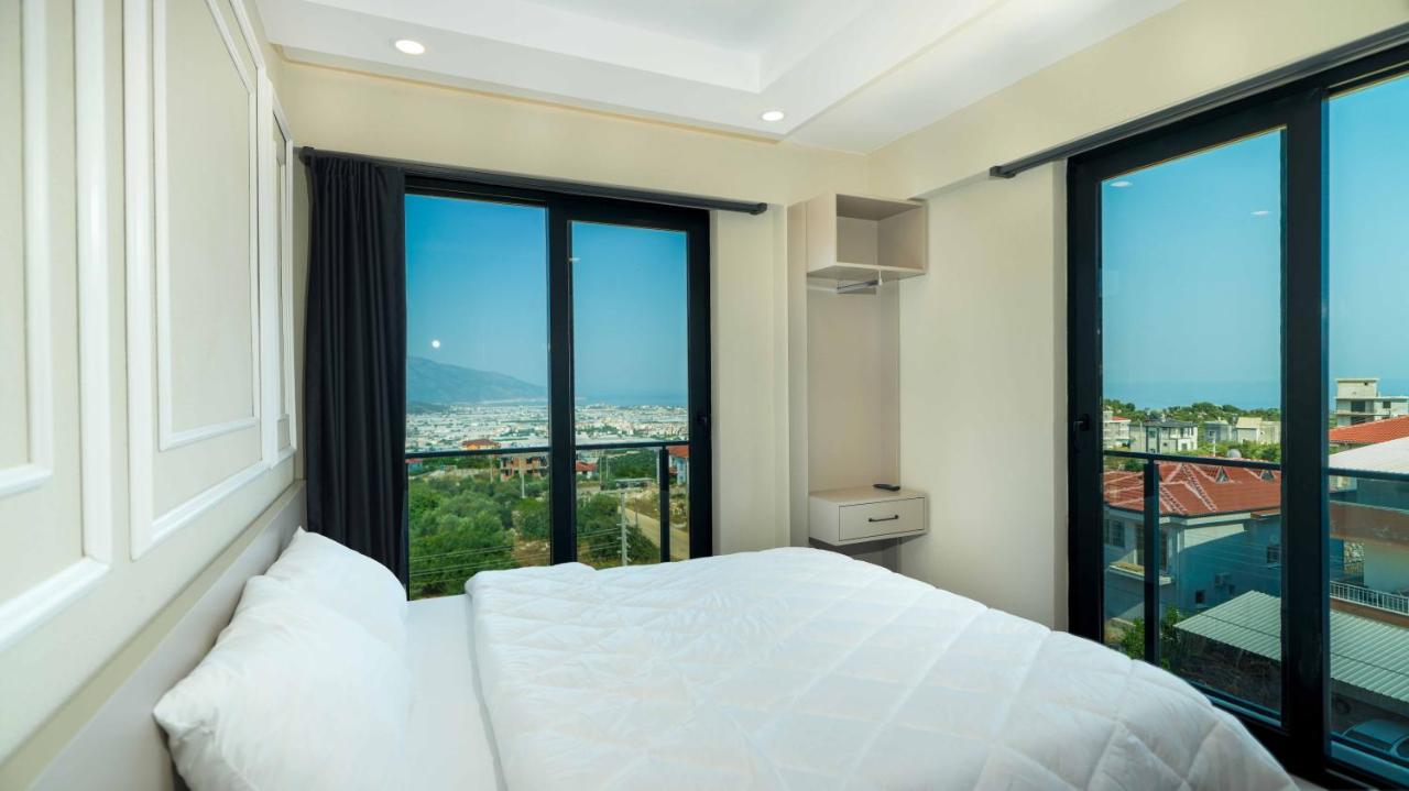 Appartamento con 1 Camera da Letto, Balcone e Vista Mare
