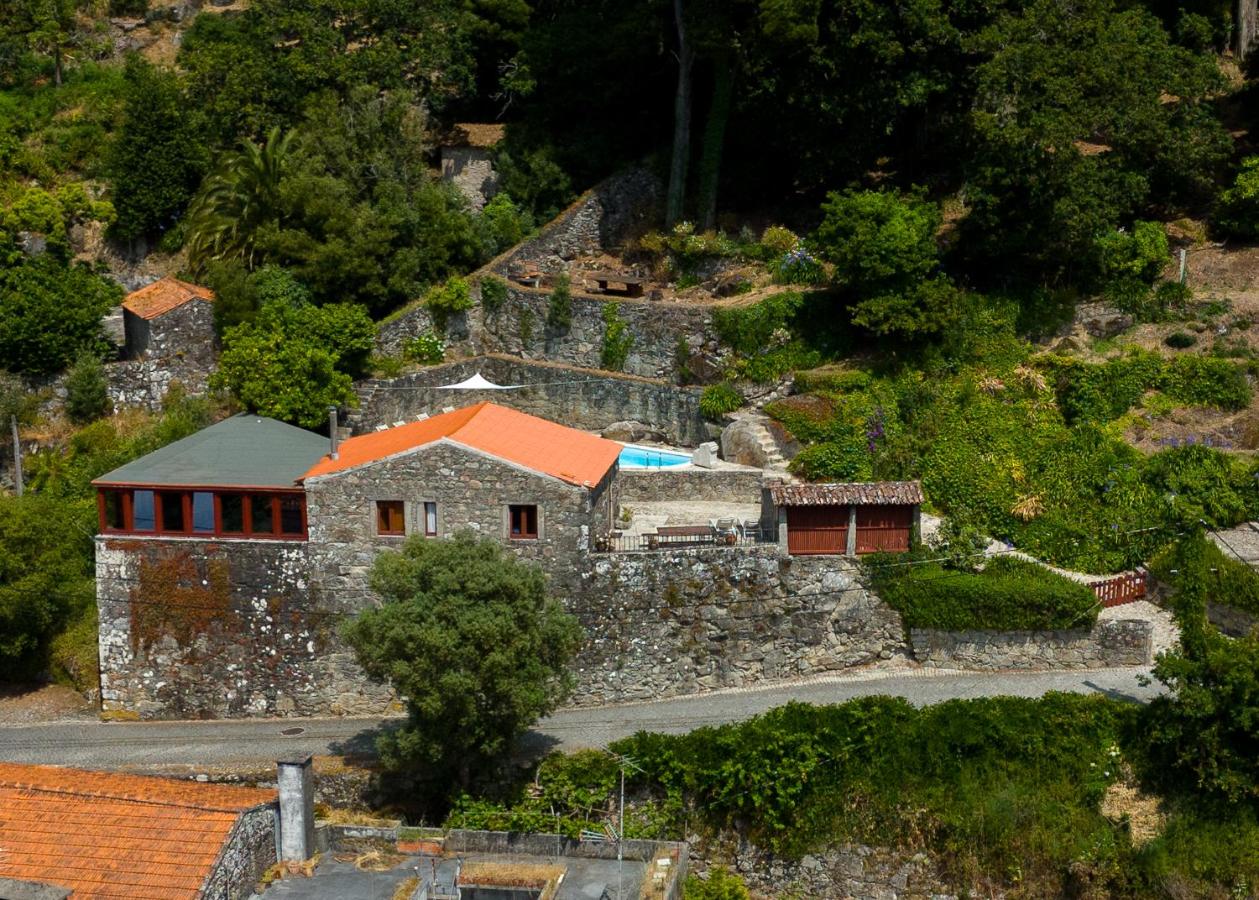 Just Like Home - Casa Pequena do Sinal em Moledo - B&B Caminha