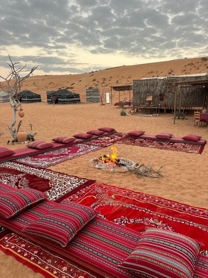 Authentic Desert Camp - Al Wasil - B&B Al Wāşil