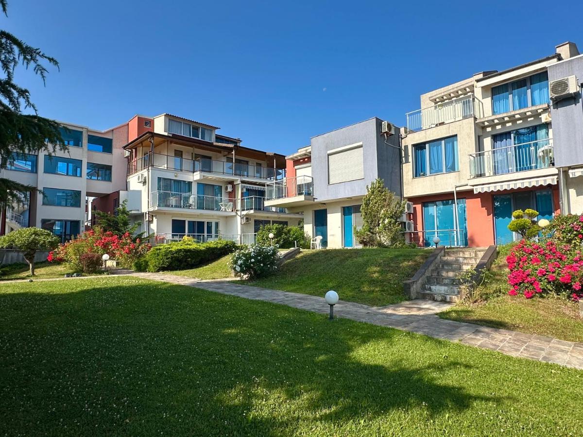 Каваците - апартамент в Аполония Бийч - B&B Sozopol