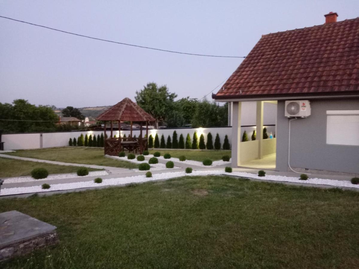 Matvik - Ferienwohnung Kragujevac