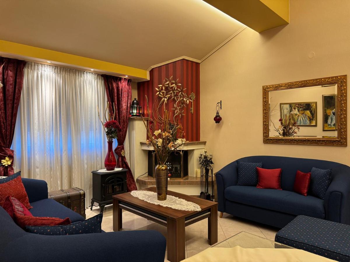 George House - Ferienwohnung Liménas