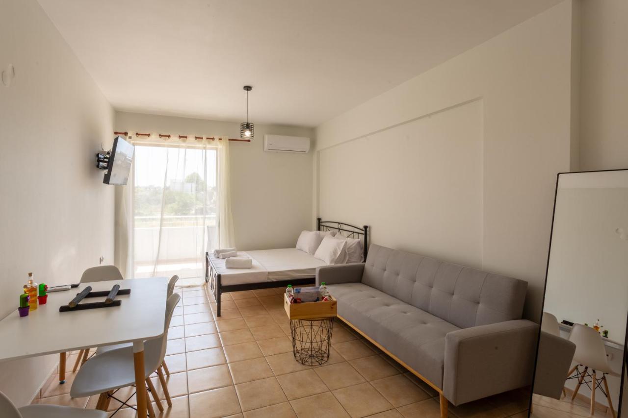 Serenity Stay - B&B Messíni