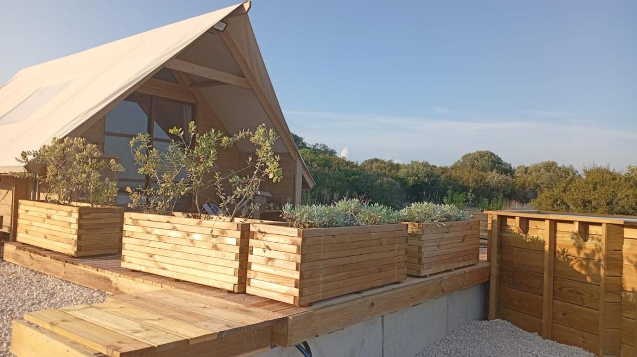 Casa Sgarlata Glamping - Tenda Palma Nana - B&B Cava d'Aliga