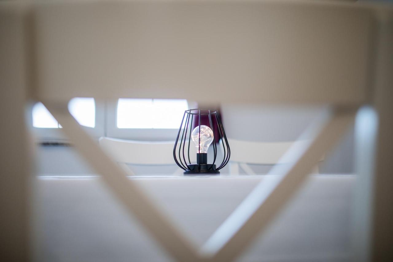 Appartamento con 2 Camere da Letto, Balcone e Vista mare