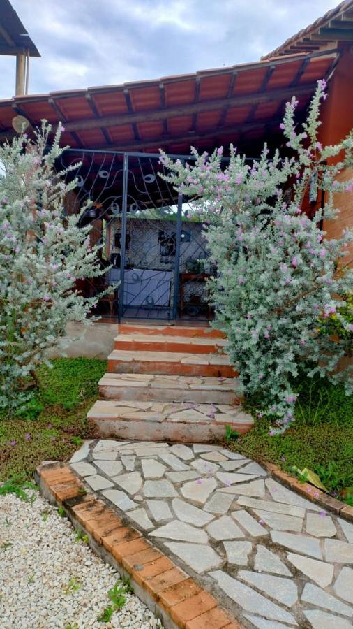 Chalés Aconchego - Bed and Breakfast Pirenópolis