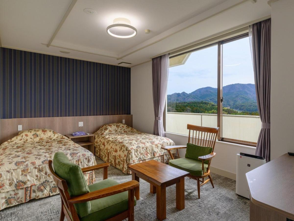 Mountainside Twin Room
