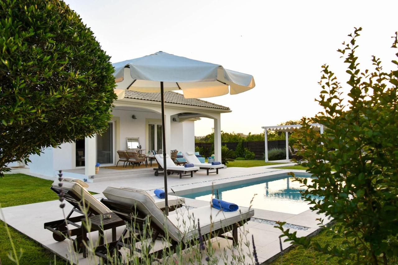 Villa Evanna - Bed and Breakfast Lefkímmi
