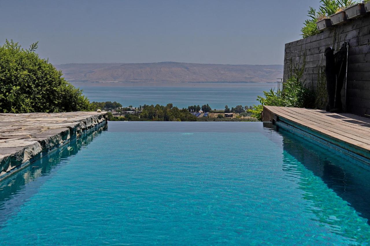 Luxury 5BR Villa in Migdal View & Private Pool - Chambres d’hôtes Migdal