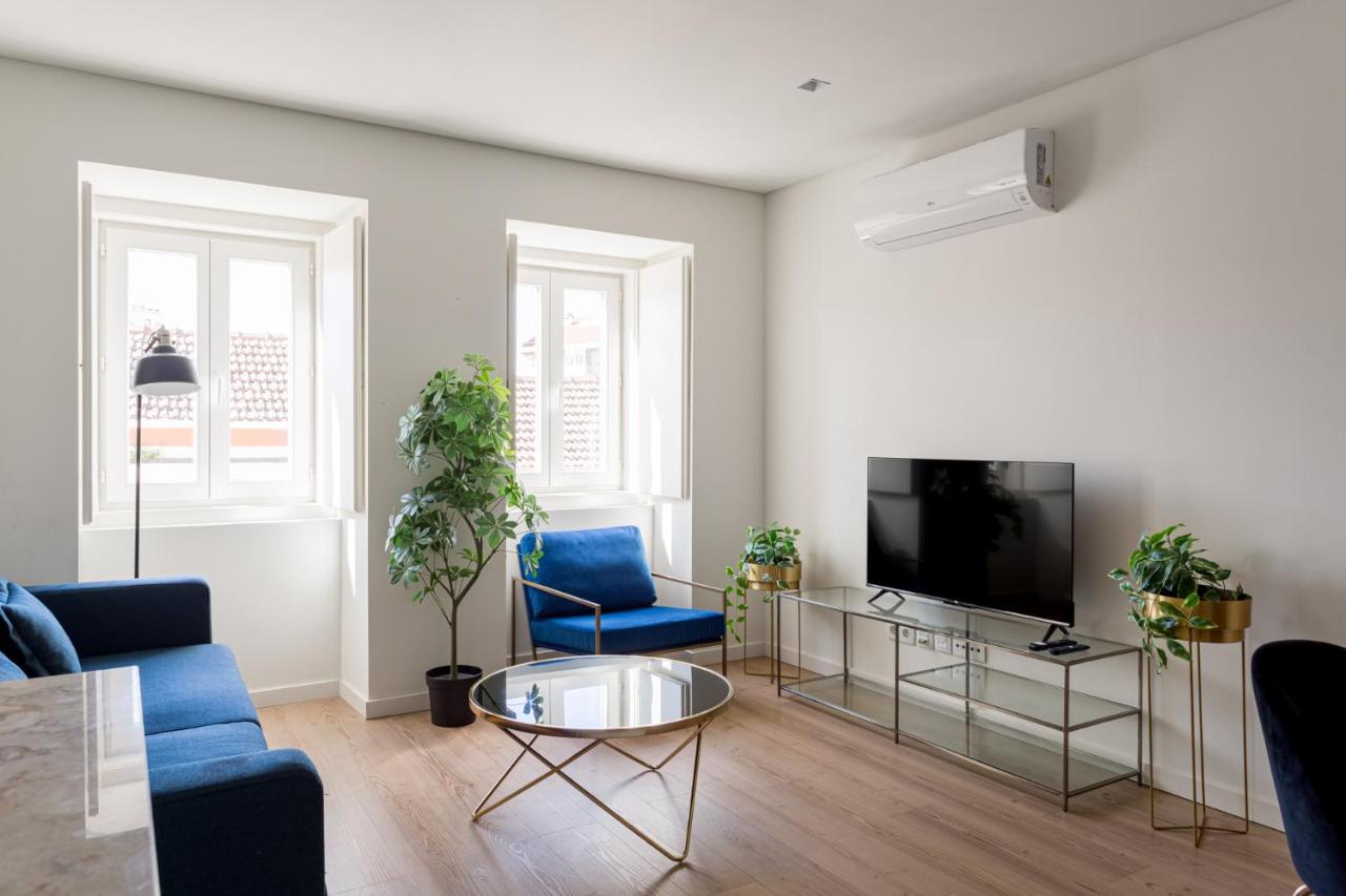 Bright Ajuda Apartment, 2 Bedrooms & AC - B&B Lisboa