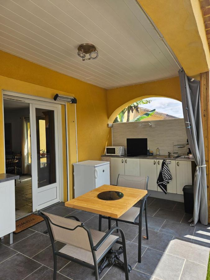 Appartement avec piscine et spa - B&B
