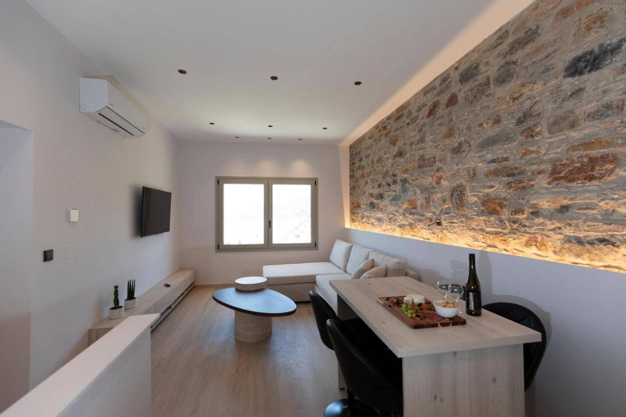 Constantine's Residence - B&B Vathy