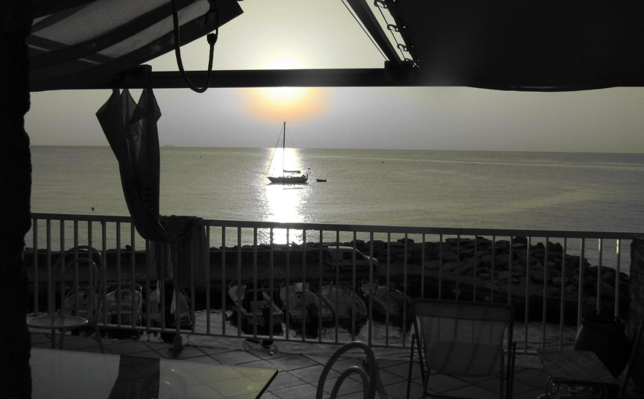 Relaxing Paradise Chez Nicolini - Bed and Breakfast Erbalunga