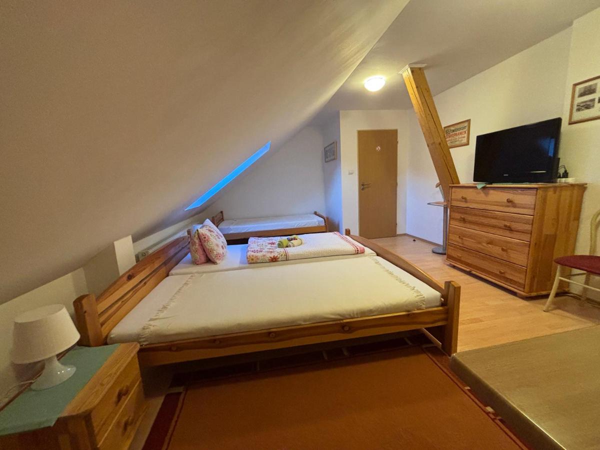 Chambre Double Standard avec Salle de Bains Commune