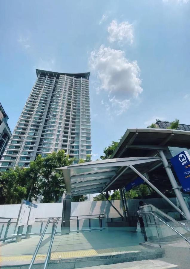 辉煌象神庙主路地铁旁 全配套设施高端公寓 网红打卡地 - Chambres d’hôtes Bangkok