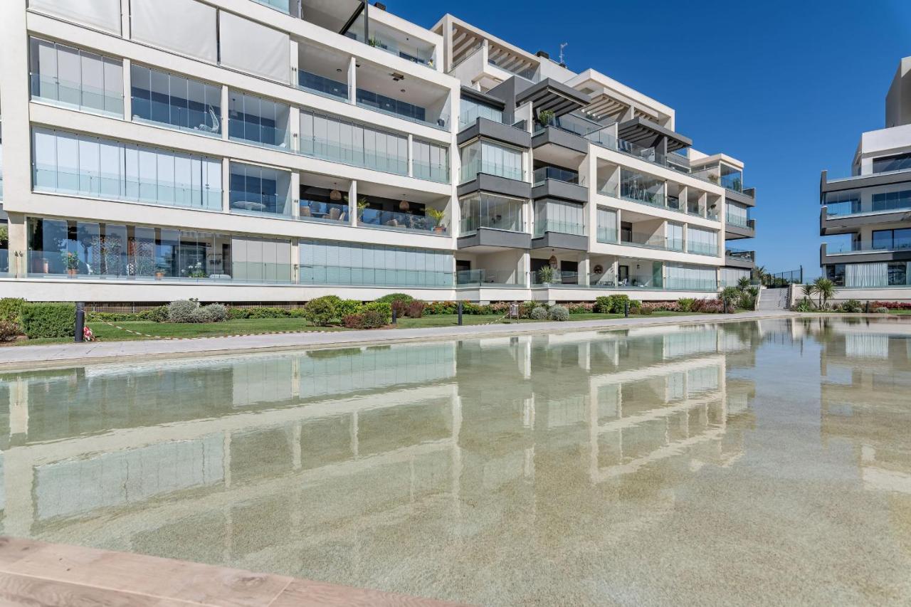 Ocean Homes by Ĥ - Playa de los Haraganes HOHH4304PE8 - B&B
