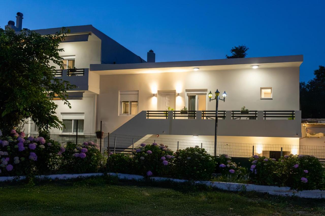 Zerynthos Apartments - B&B