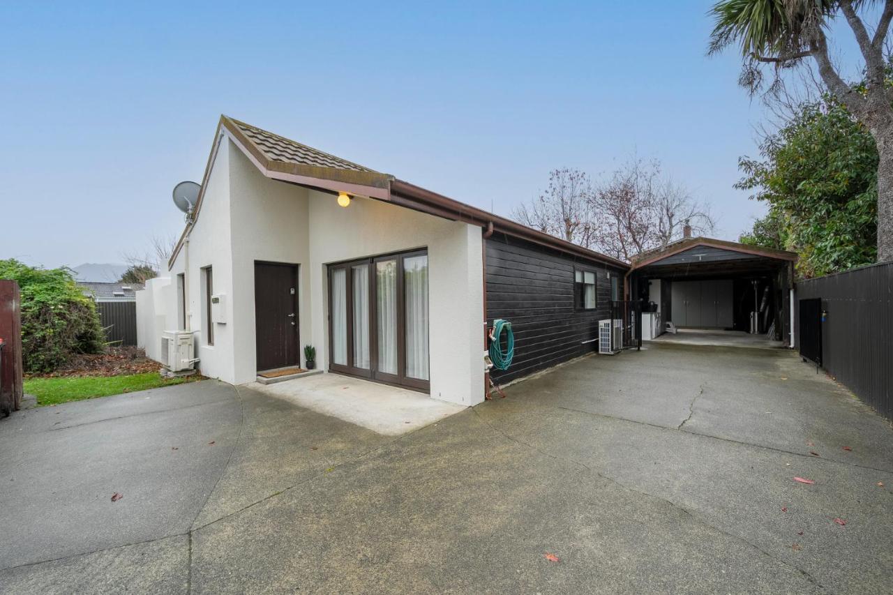 Townhouse Retreat - Te Anau Getaway - B&B Te Anau