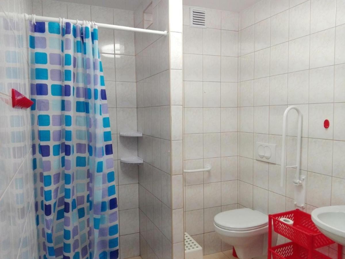 Habitación Triple adaptada para personas con movilidad reducida