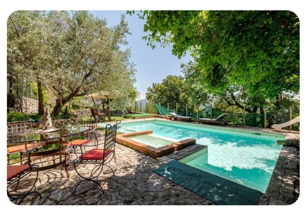 L'Iperico Le Querce dell'Awen - B&B Cerro al Volturno