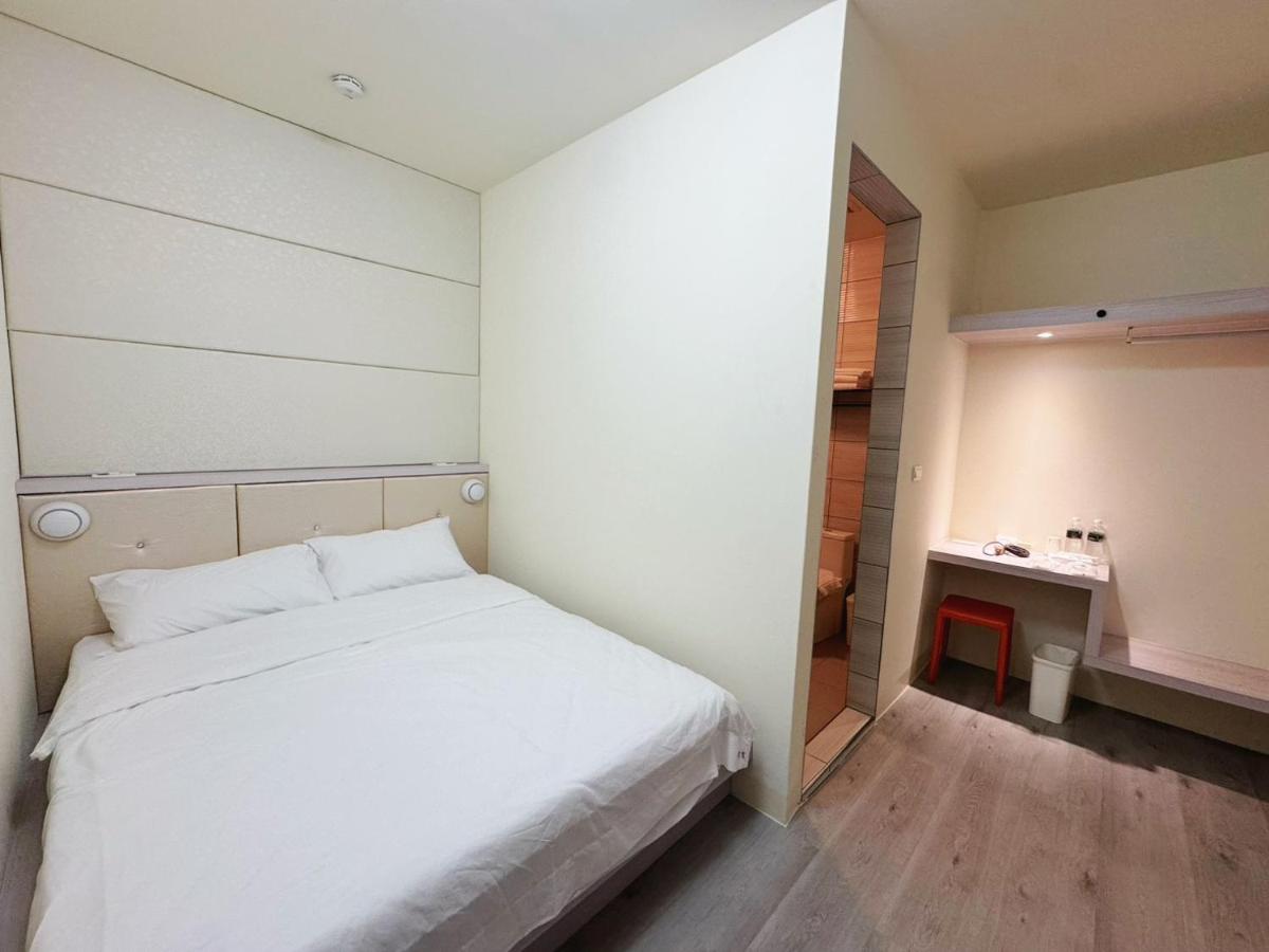 Zimmer mit Queensize-Bett