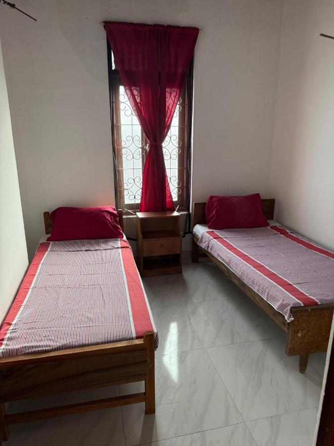 Zweibettzimmer mit eigenem Bad