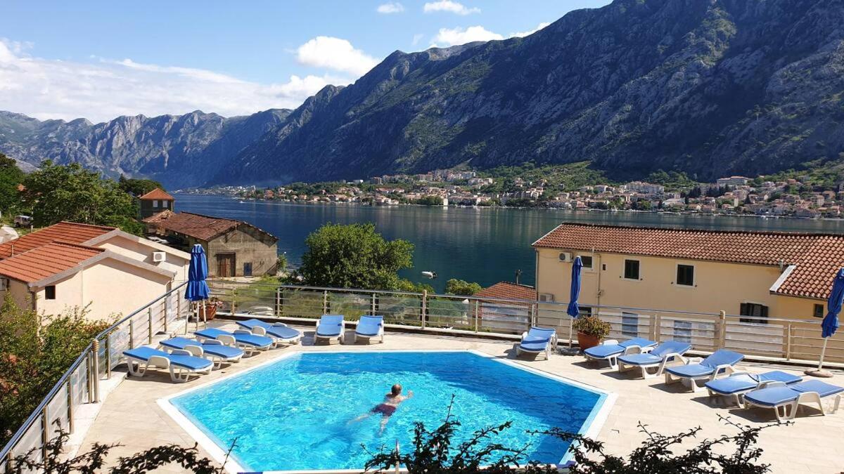 Kotor Muo F1 - B&B Muo
