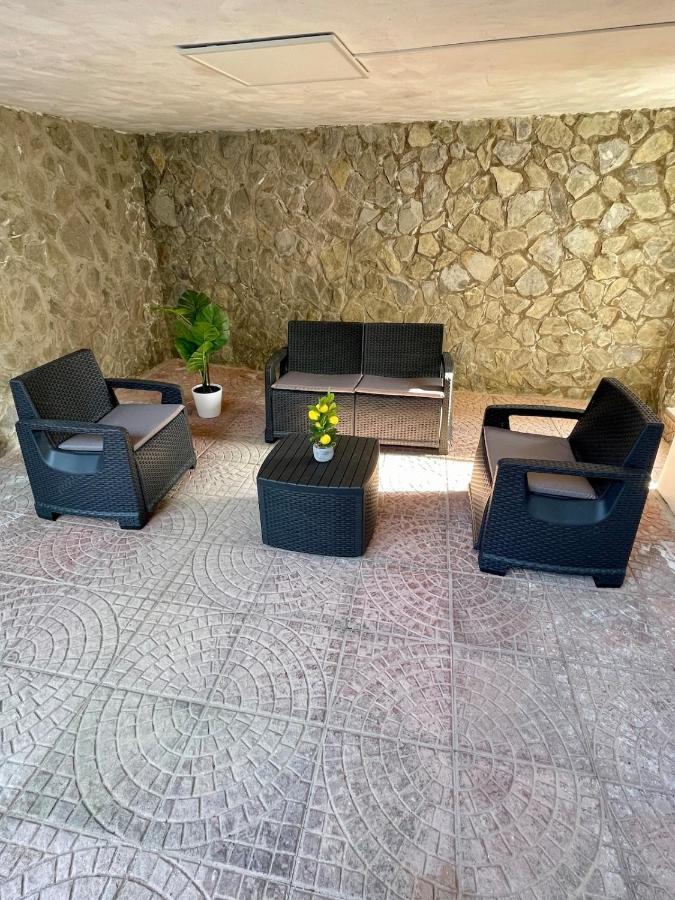 Le Petre - Amalfi Coast Apartments - B&B Polvica