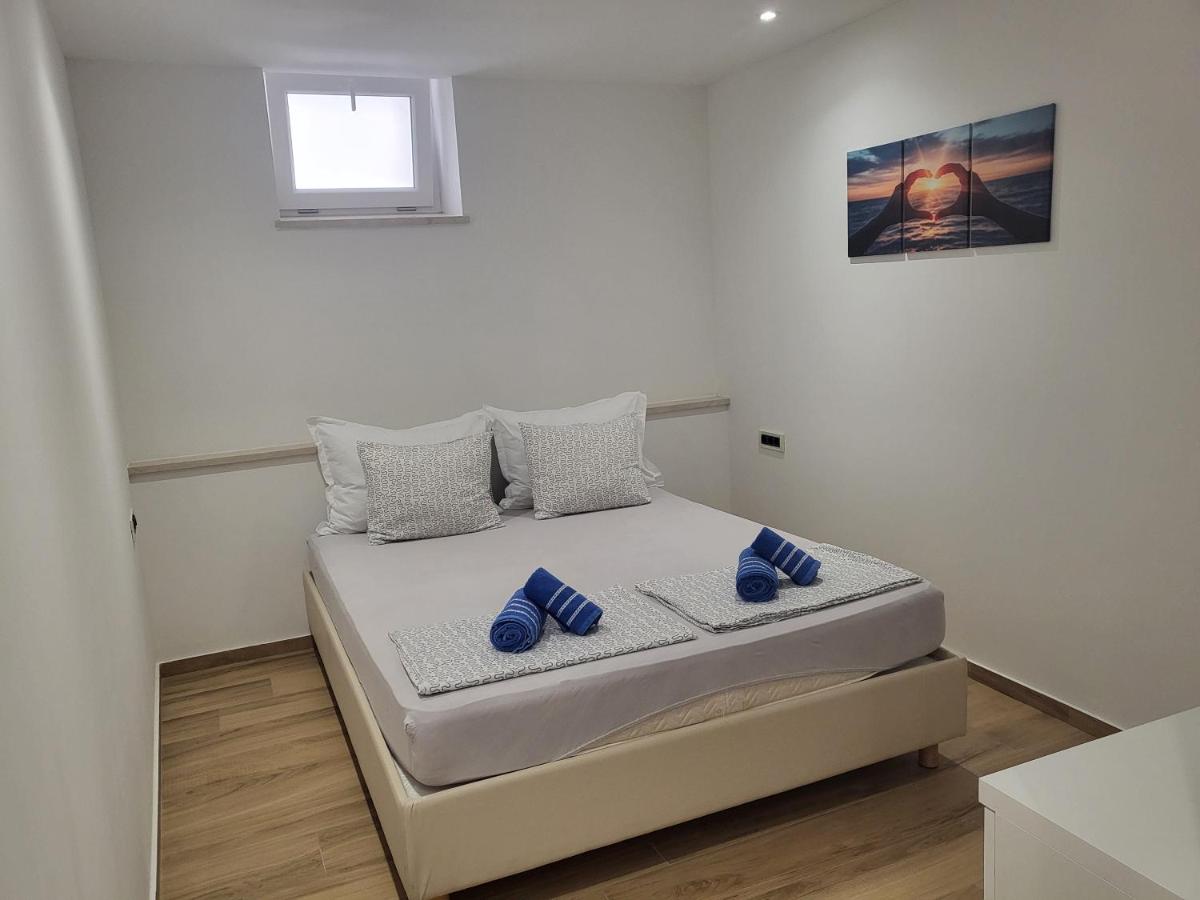 Old town Bol rooms - B&B