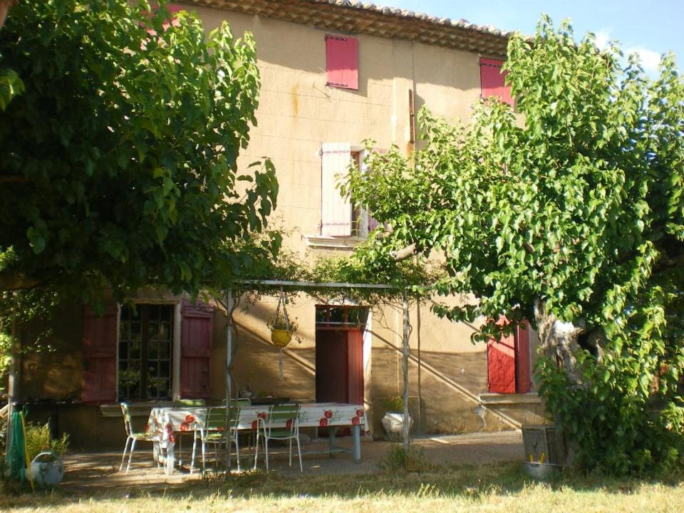 LE DEFFEND VIEUX - Chambres d’hôtes Trets