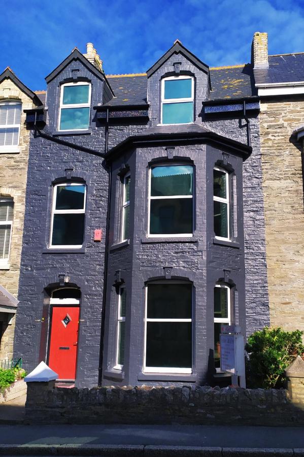 Zweibettzimmer mit eigenem Bad