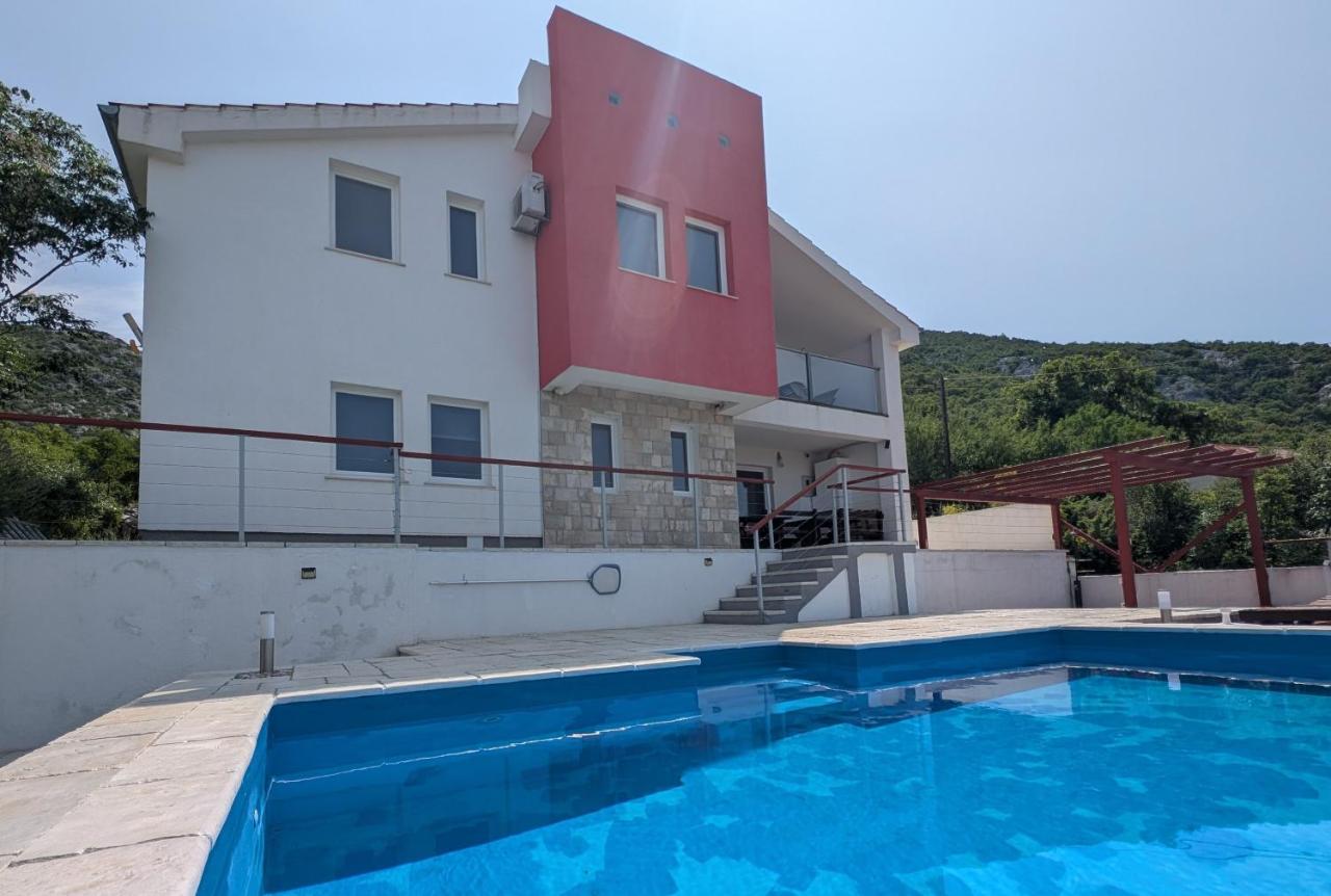 Villa Sunshine - B&B Lukovo