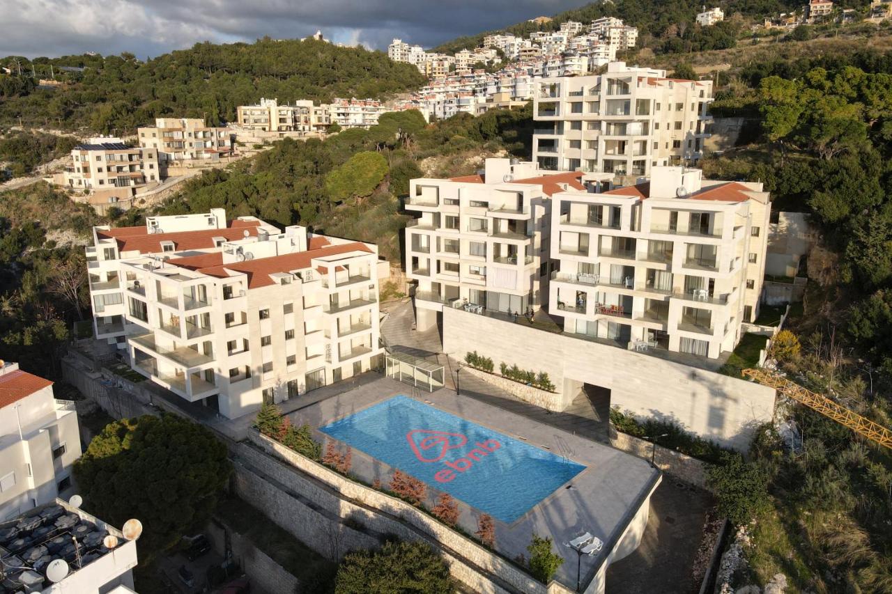 Tabarja Hills apartment - Ferienwohnung Aïn es Sghaïri