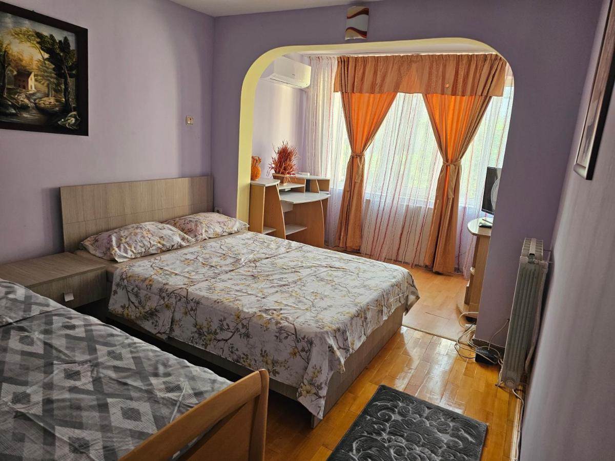 Vierbettzimmer mit Gemeinschaftsbad