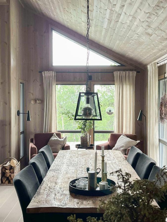 Family Cabin With Jotunheim Mountain Views - B&B