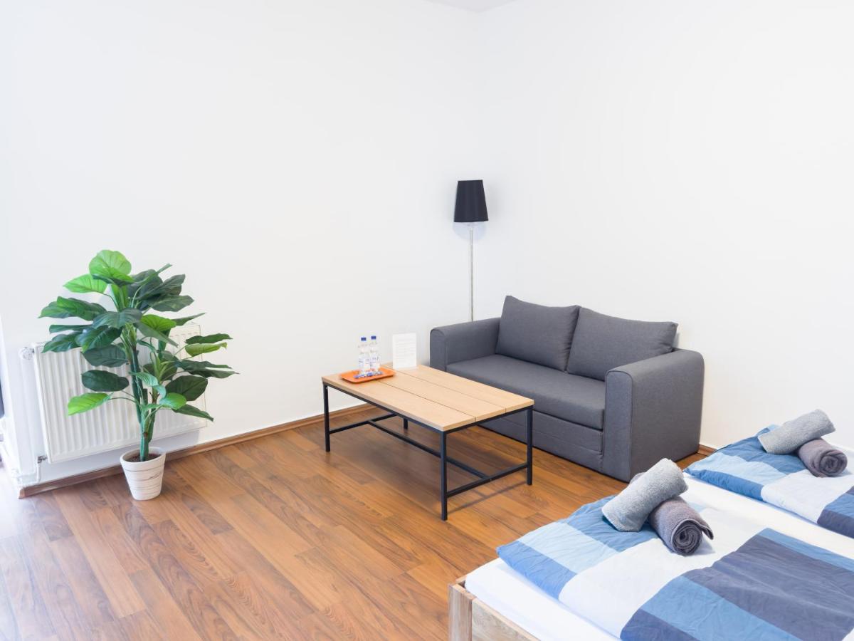 Appartamento con 2 Camere da Letto e Balcone