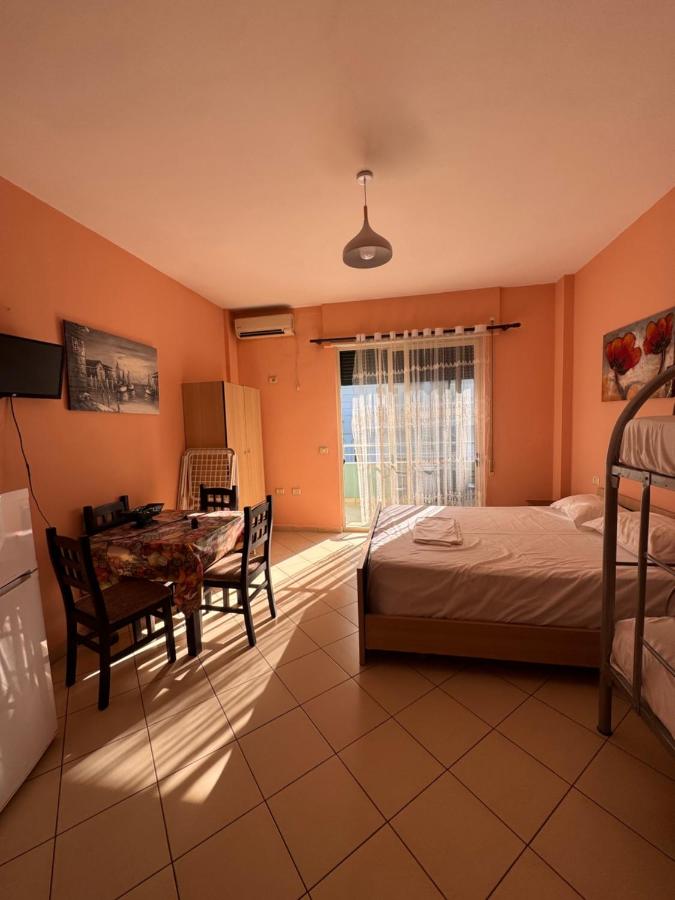 SEAS Salt Apartaments - Ferienwohnung Durrës