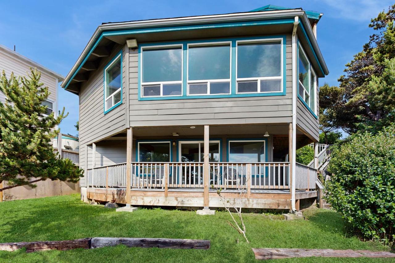 Four bedroom holiday home