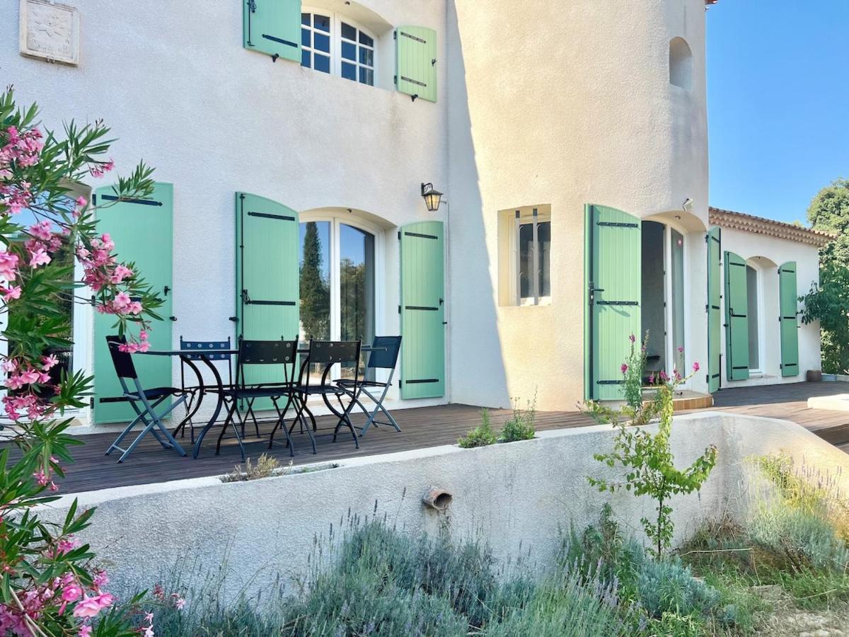 Casa Corniou - Calme, Village Provençal, 3 chambres, 2 SDB, 8 personnes - Chambres d'hôtes Cornillon-Confoux