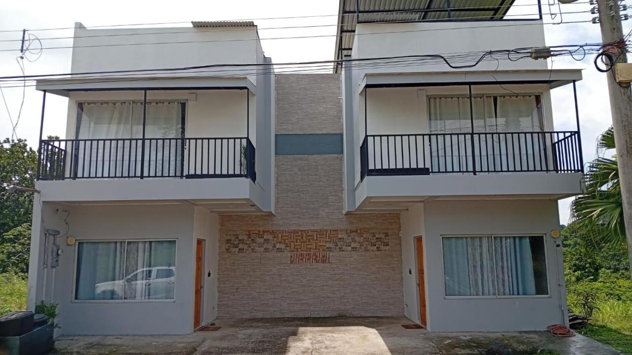 Punta Leona Beach Condos - Chambres d’hôtes Jacó