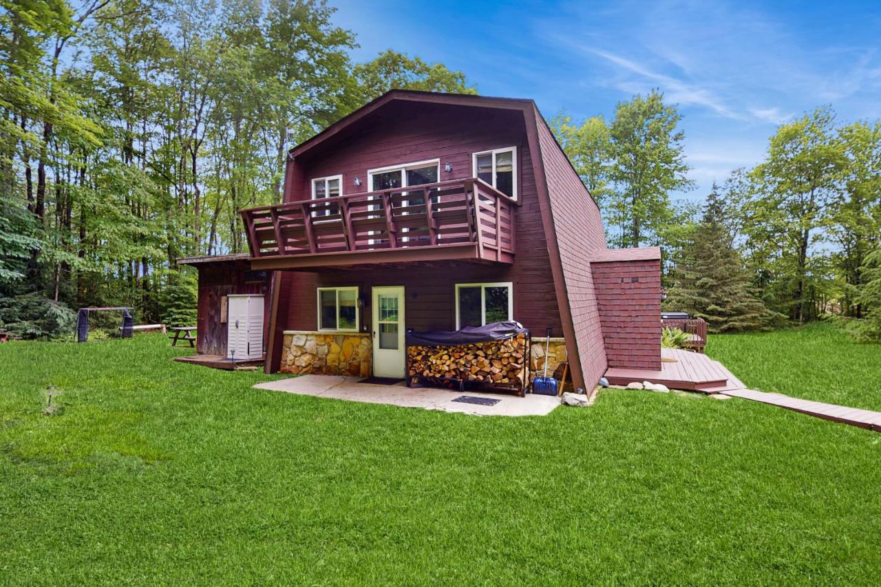 Foxtown Favorite - B&B