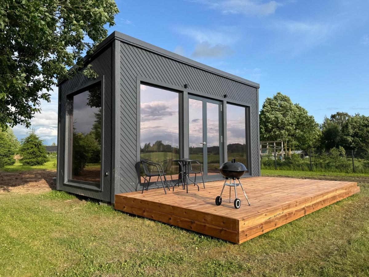 EstBerg Tartu Glasshouse with Sauna - B&B