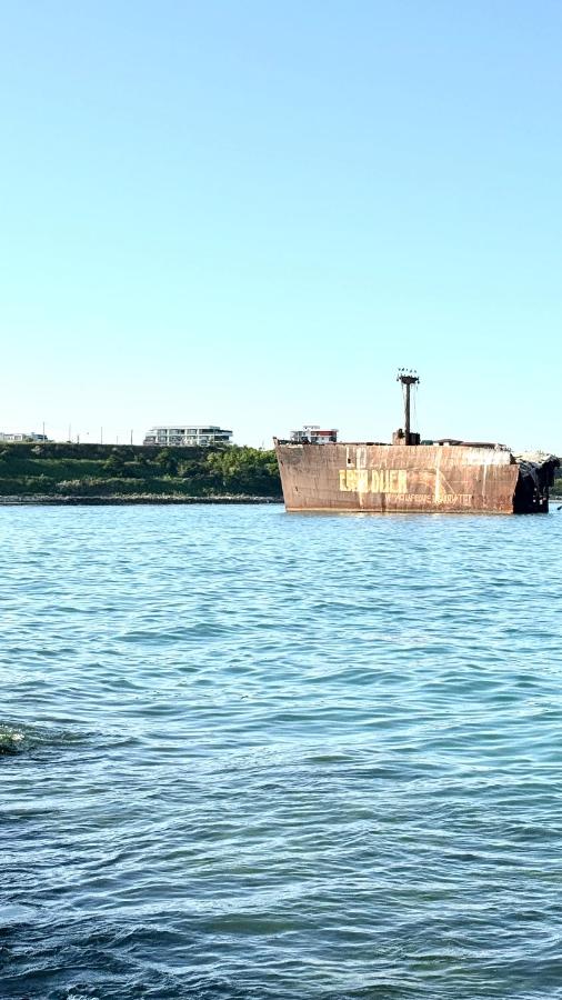 Otryx Sea View Apt 15 - B&B Costineşti