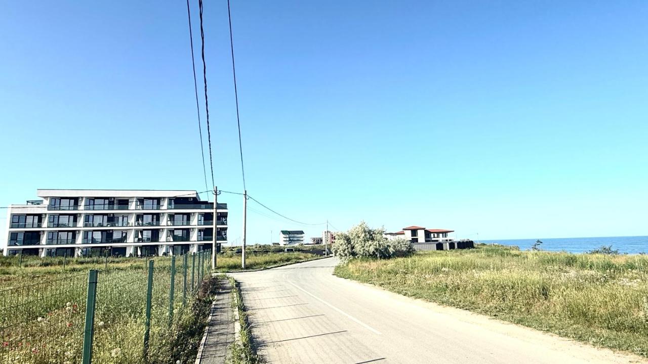 Otryx Sea View Apt 15 - B&B Costineşti