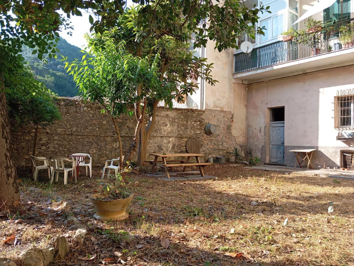 Medieval Pieve Holiday Home, with garden & Wi Fi - B&B