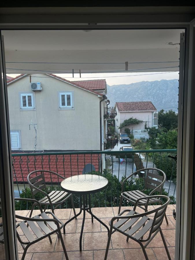 Luka's Family Comfort Apartment - B&B