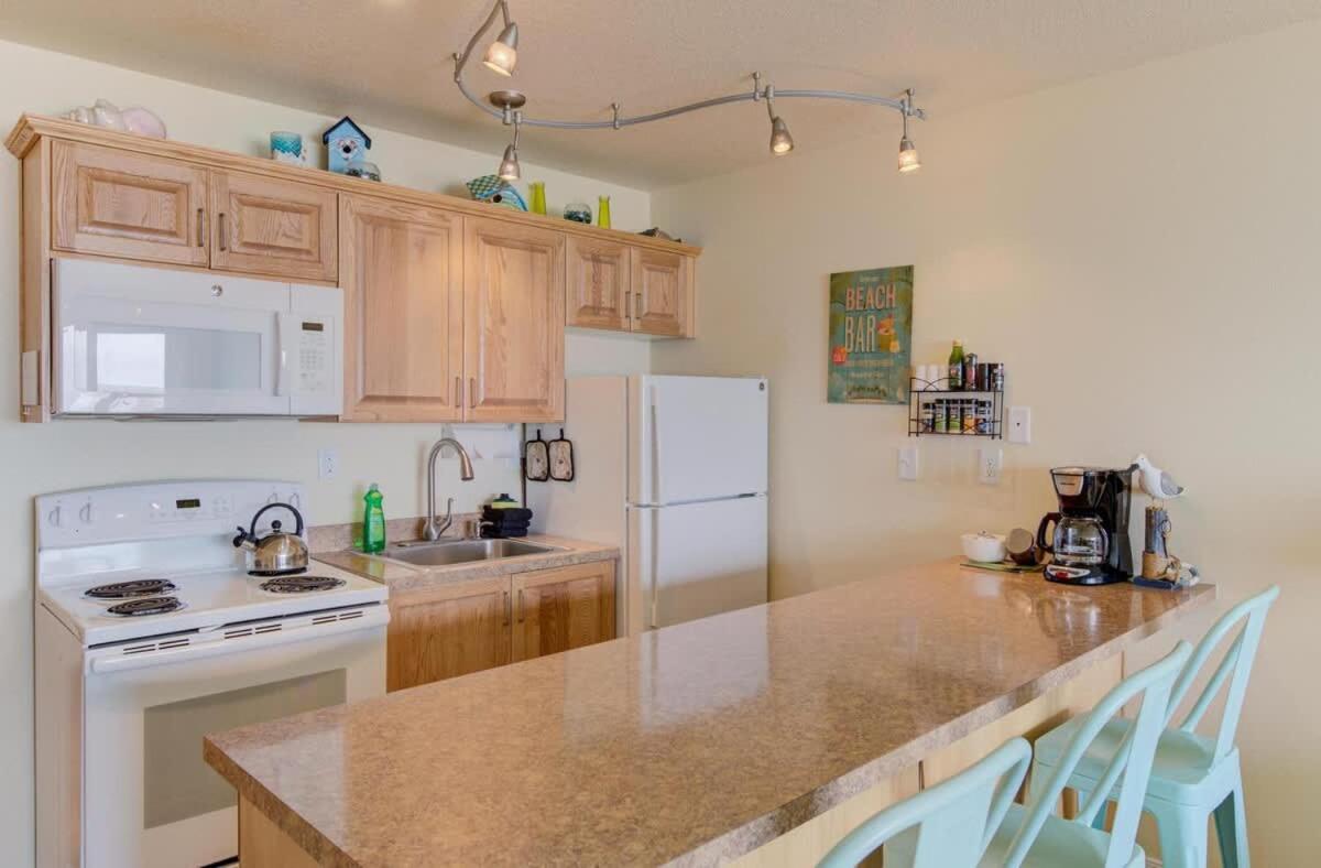 Sea Gypsy Rentals - Oceanfront Suite - B&B Lincoln City