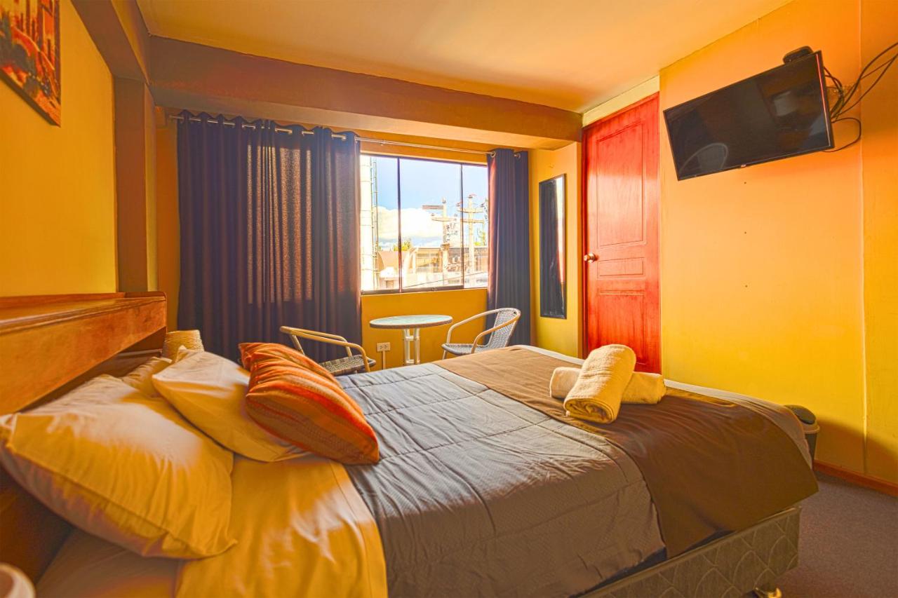 Deluxe Queen Room