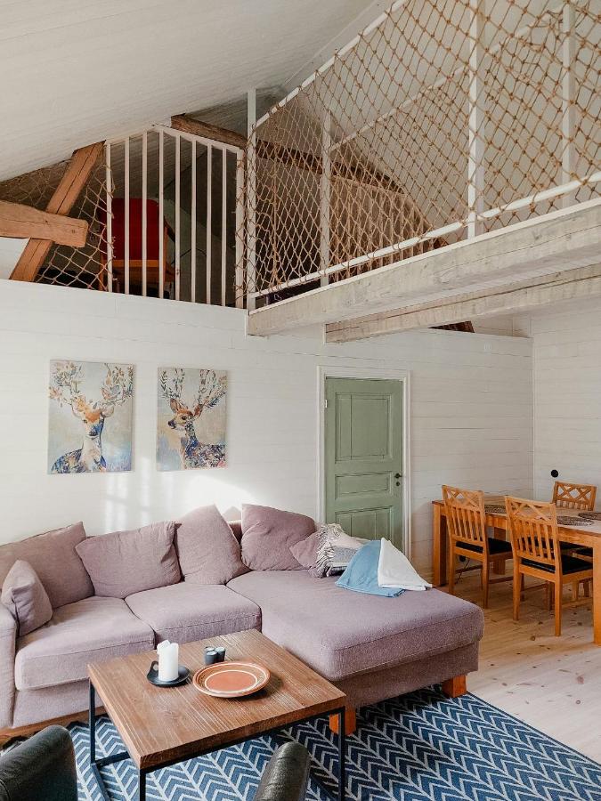 Magical Barn Near The Sea - Chambres d’hôtes Ytterby